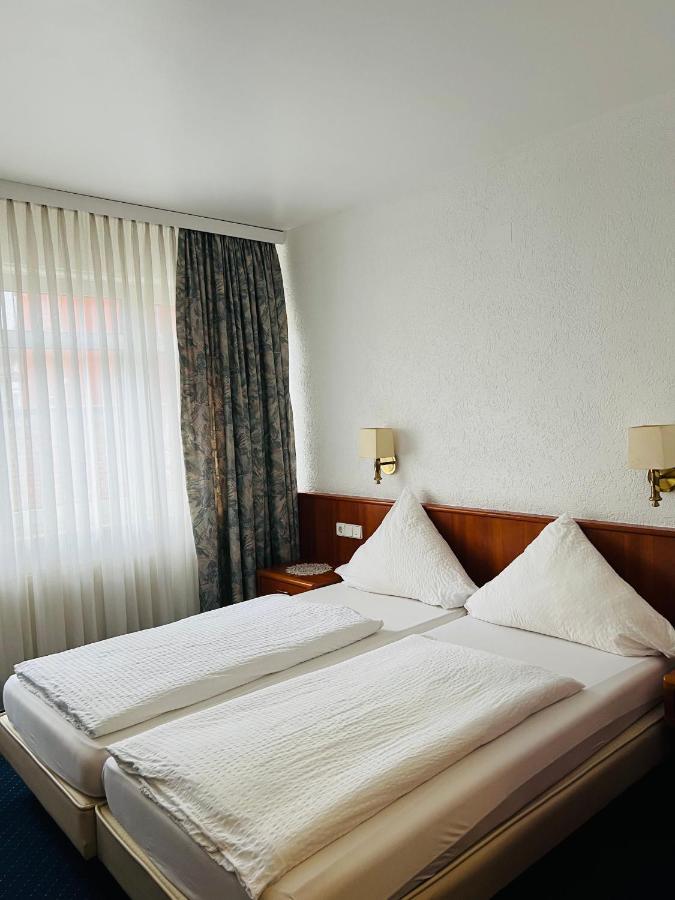 Hotel Weller Kahl Am Main Esterno foto