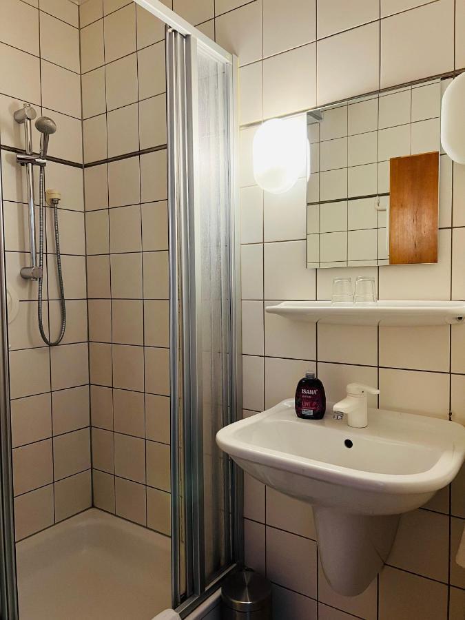 Hotel Weller Kahl Am Main Esterno foto